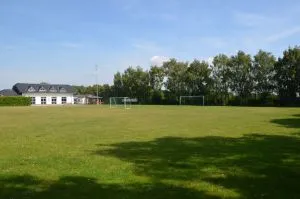 13 - Foto Nachbericht Stadtratssitzung 13 3 2026 - Sportplatz Oedingenk300